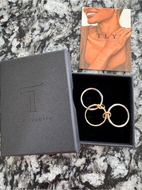 Two-Tone Interlocking Stackable Rings - Gold & Silver: size 11 (65mm)